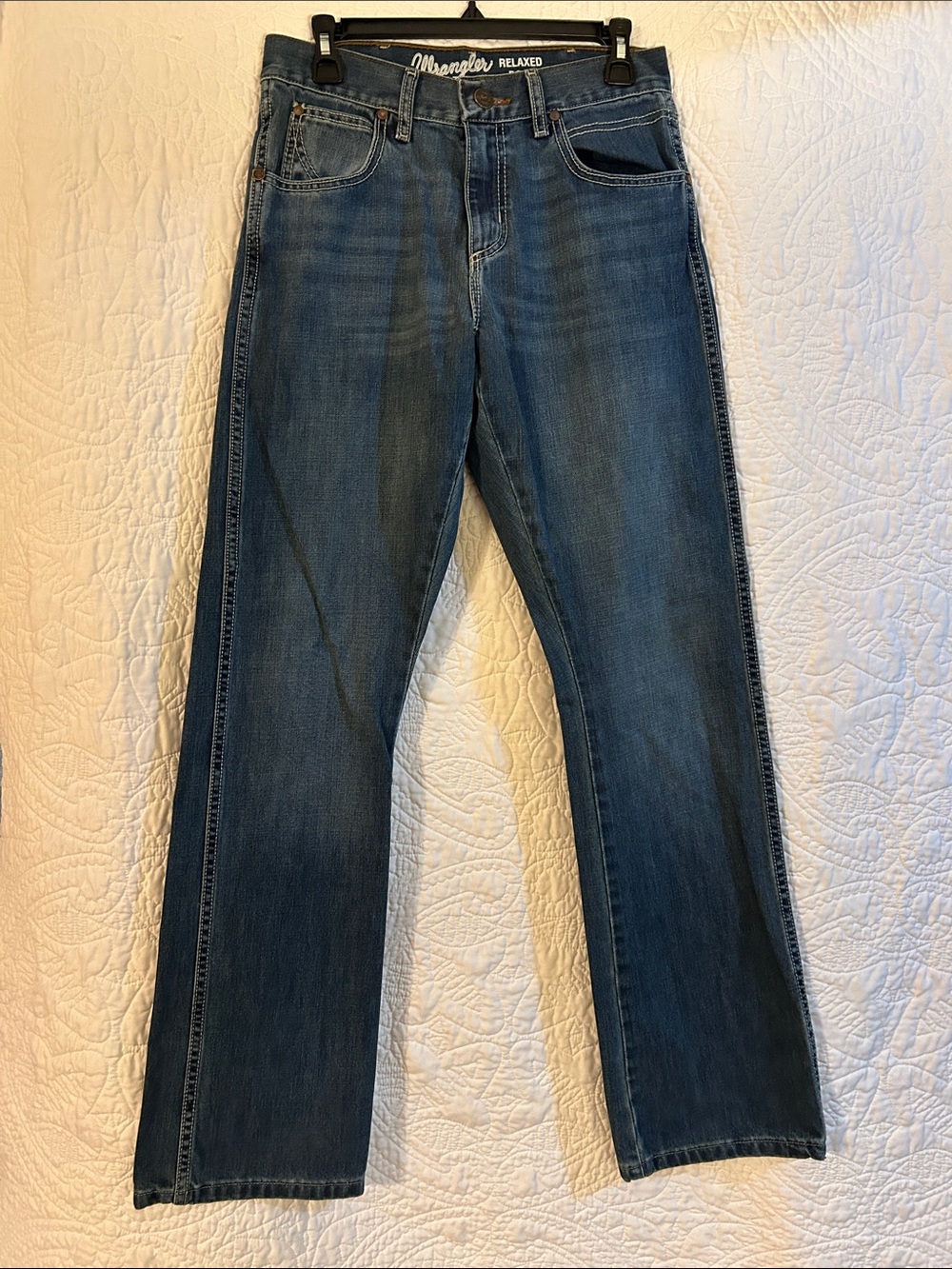 Wrangler Retro Men’s Bootcut Jeans in Classic Blue Denim